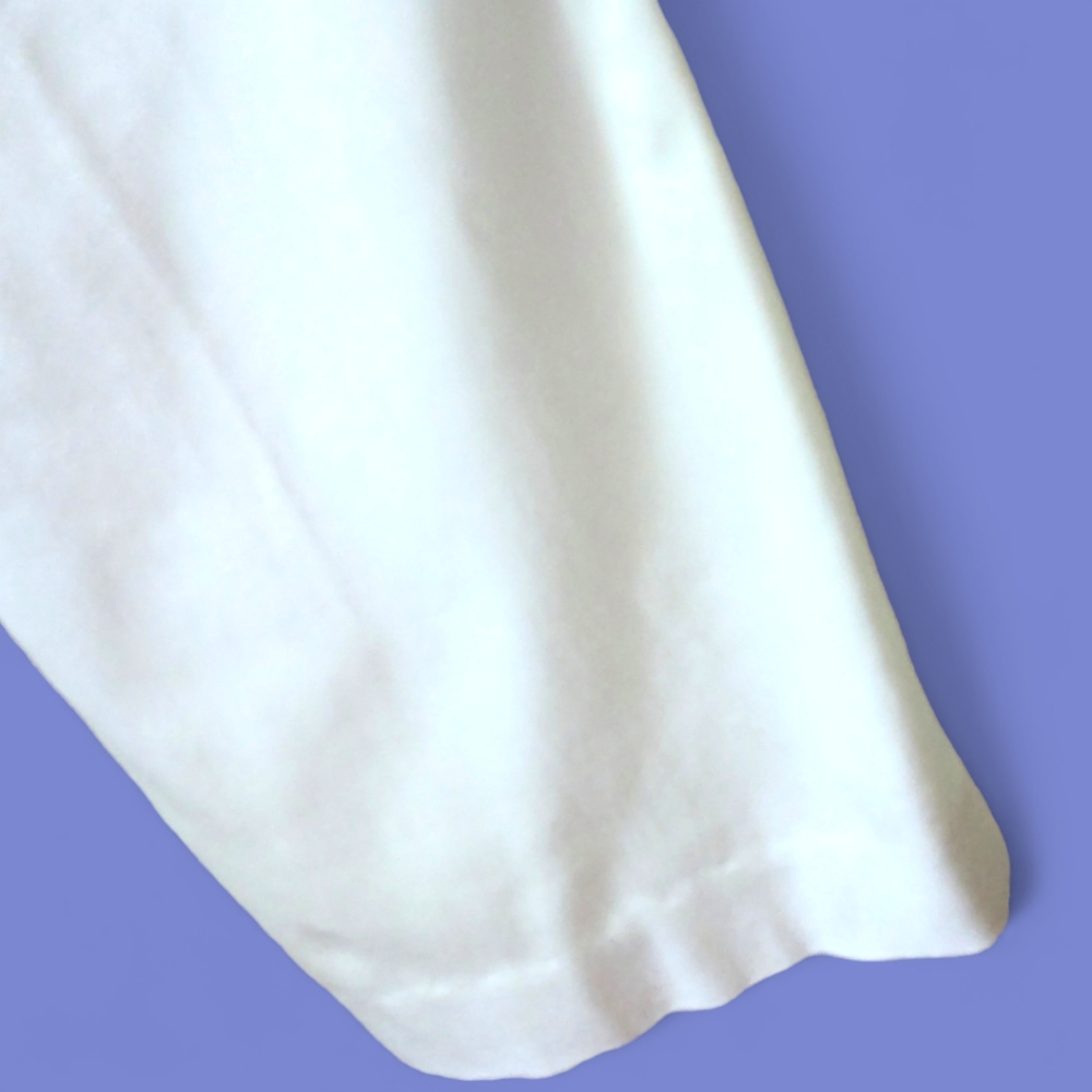 💗 Lightweight & Soft! Strait, Wide Leg Capri Pants in White - Picture 5 of 13
